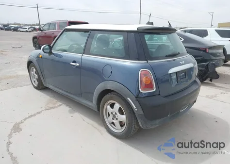 2009 Mini Cooper from USA, damaged, VIN WMWMF33509TW78295